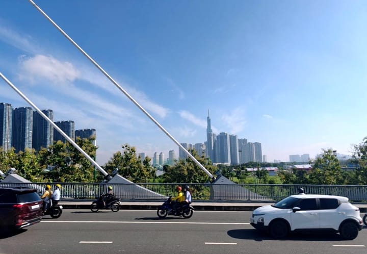 Mobile World: Lifetime value with multiple potential IPOs